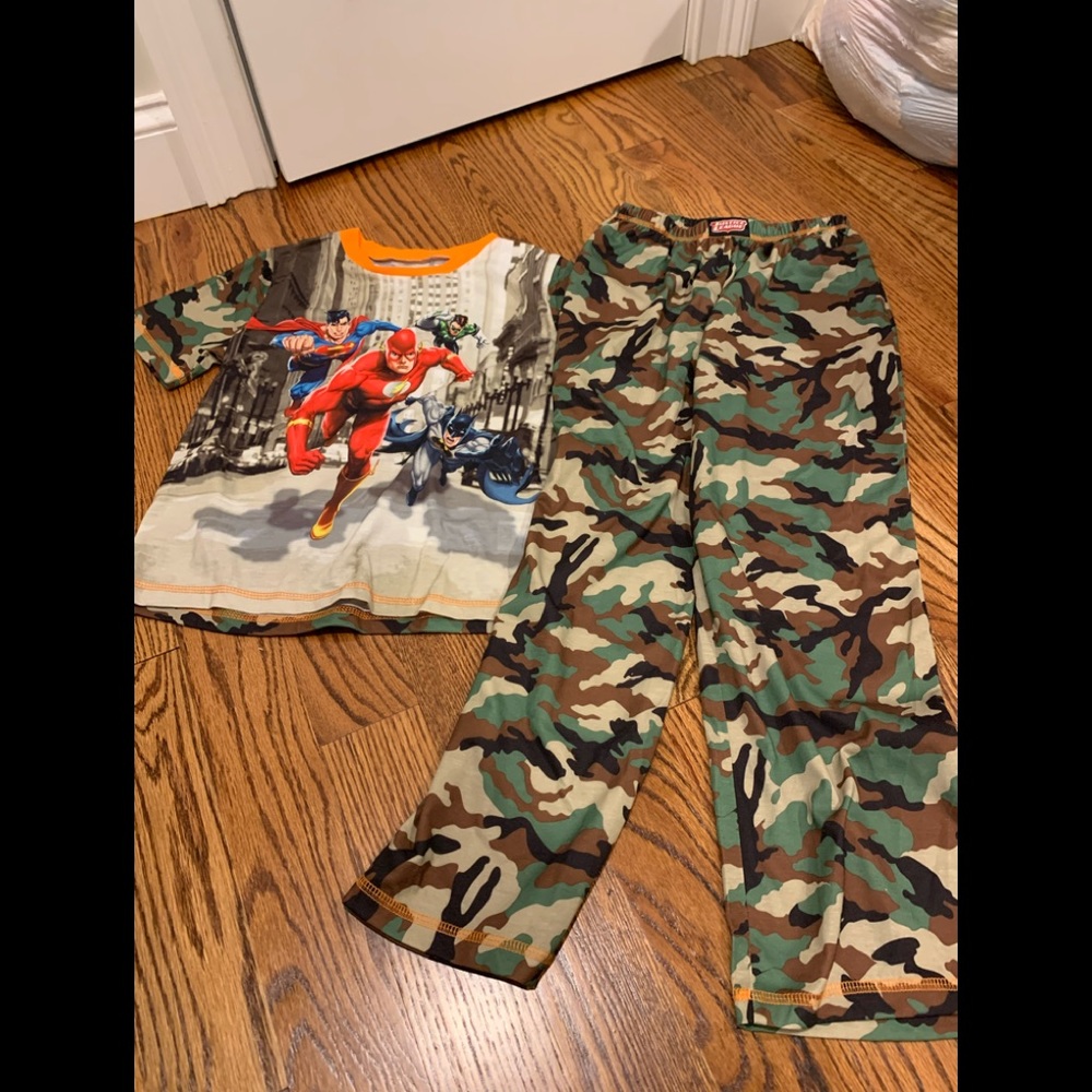 Justice League Pajamas Size L 10/12 Camo bottoms and sleeves..